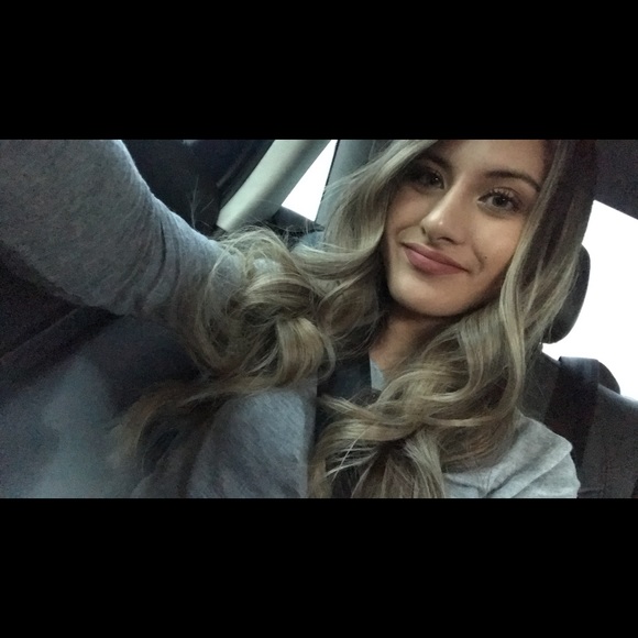 Meet your Posher, Jessica - Picture 4 of 5